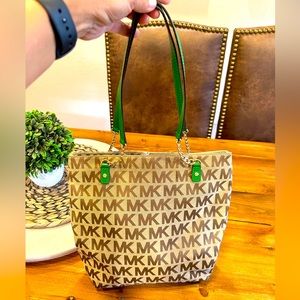 Michael Kors Tote